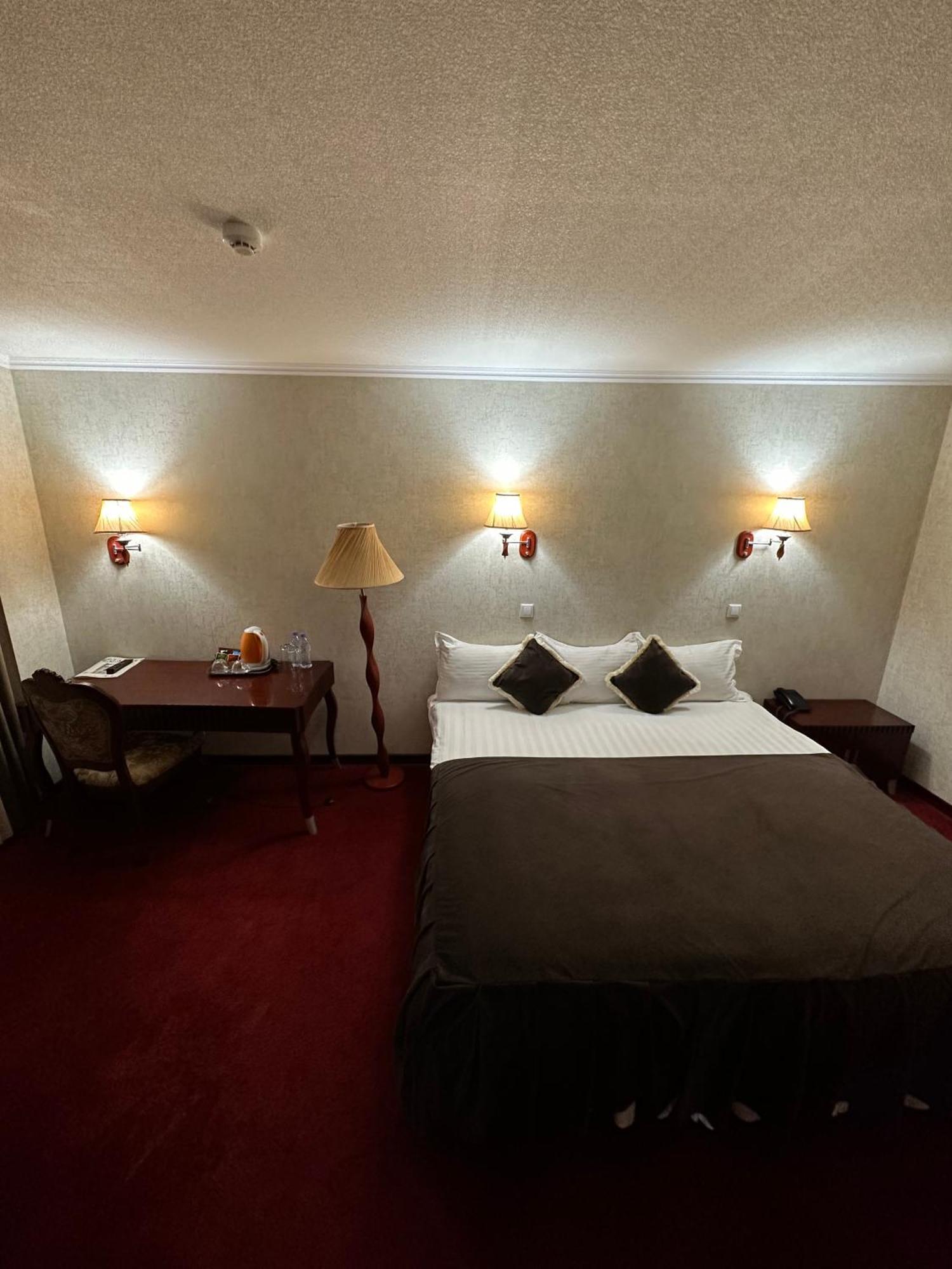 Hotel Grand Buhara Dış mekan fotoğraf