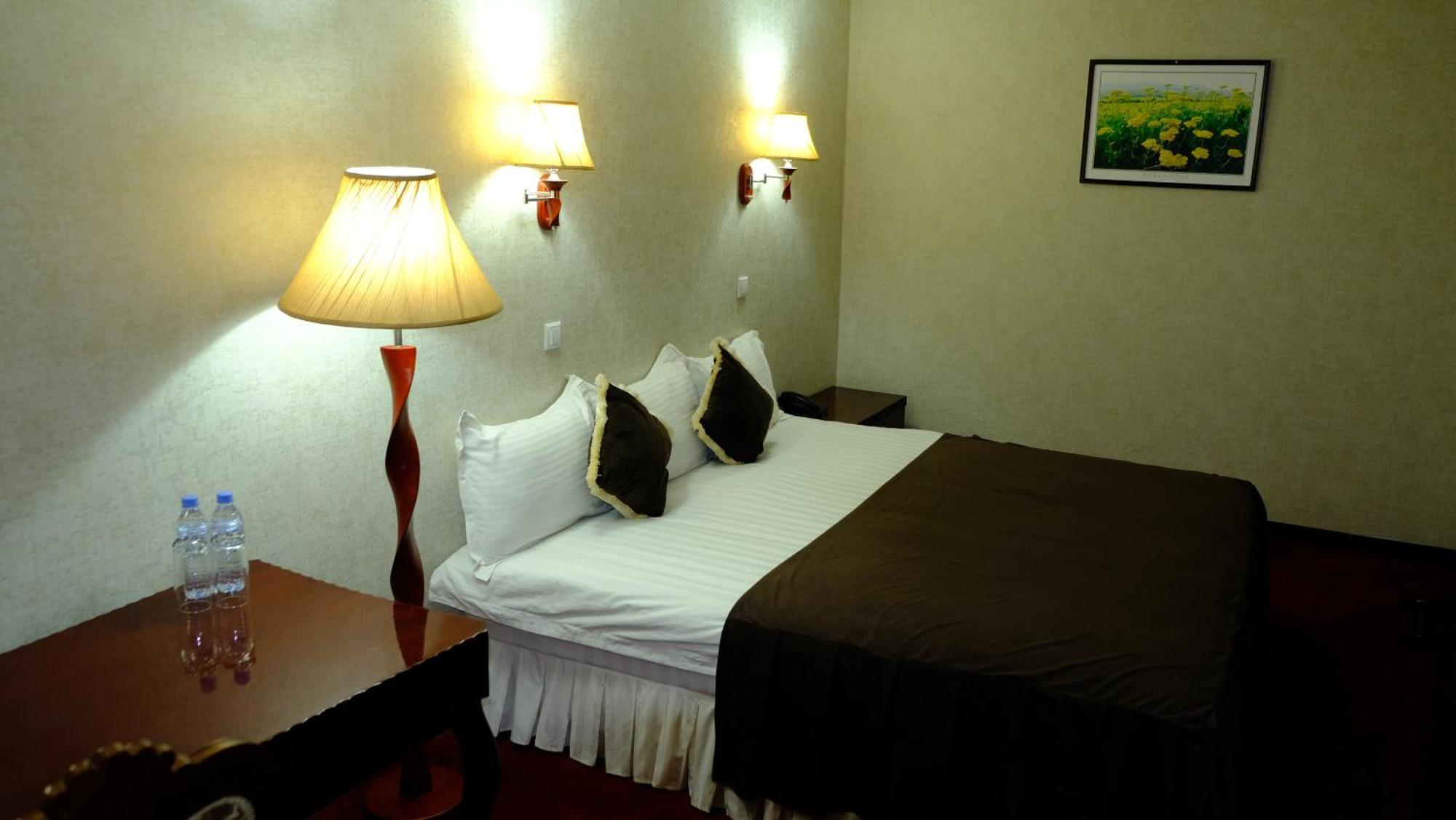 Hotel Grand Buhara Dış mekan fotoğraf