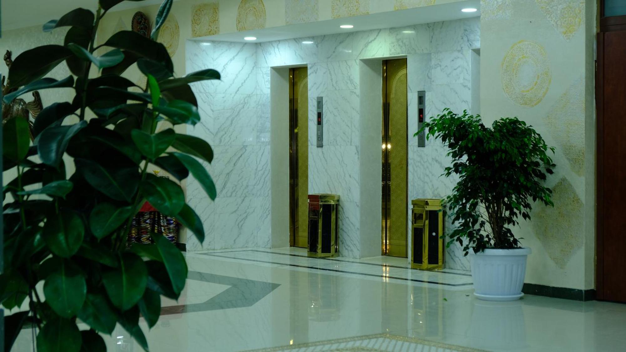 Hotel Grand Buhara Dış mekan fotoğraf
