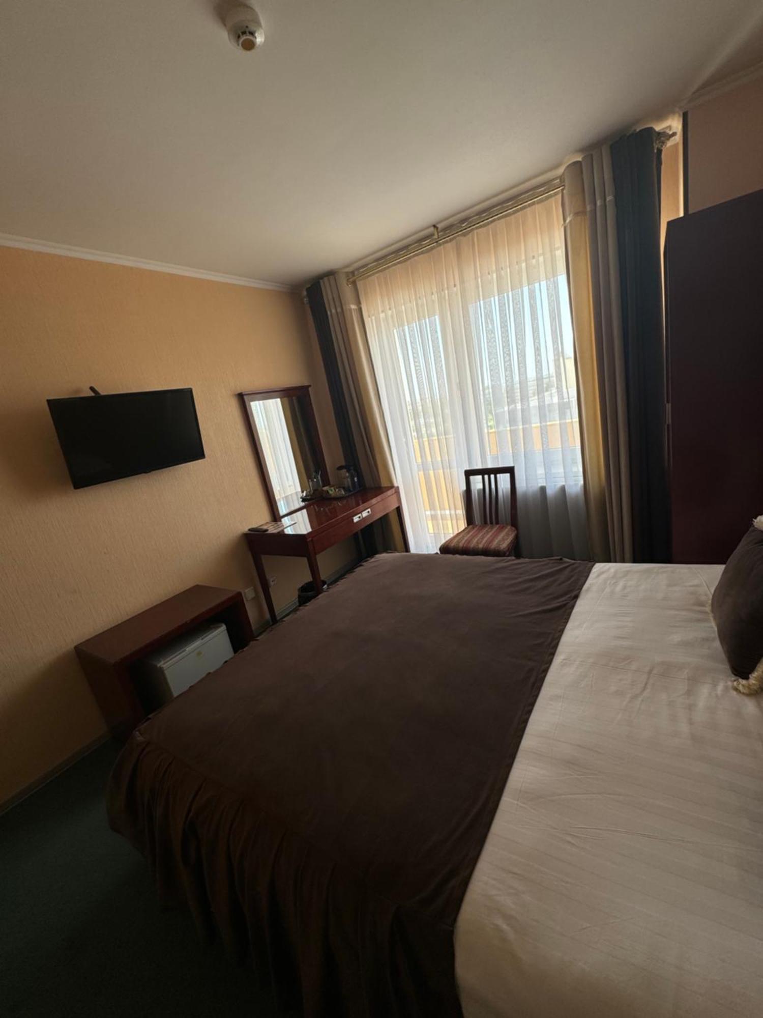 Hotel Grand Buhara Dış mekan fotoğraf