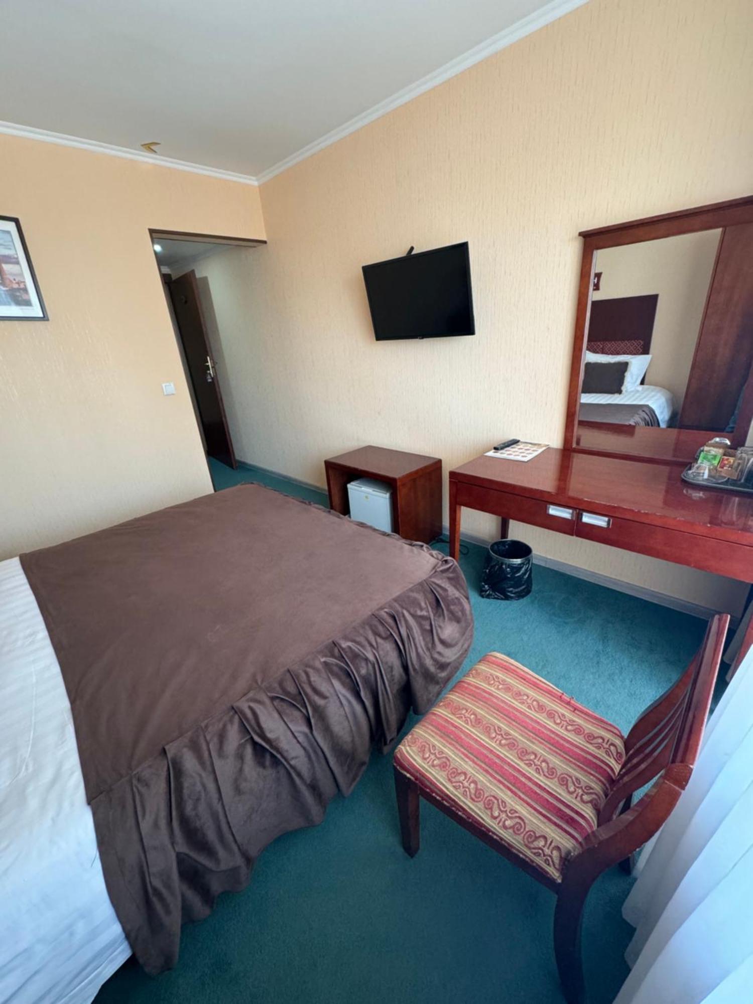 Hotel Grand Buhara Dış mekan fotoğraf